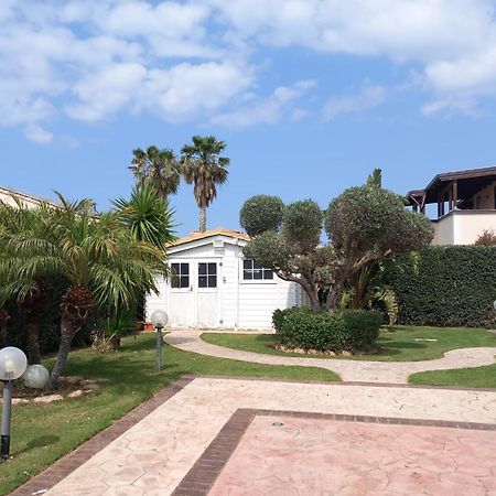 Ville Tiffany Campofelice Di Roccella Exterior foto